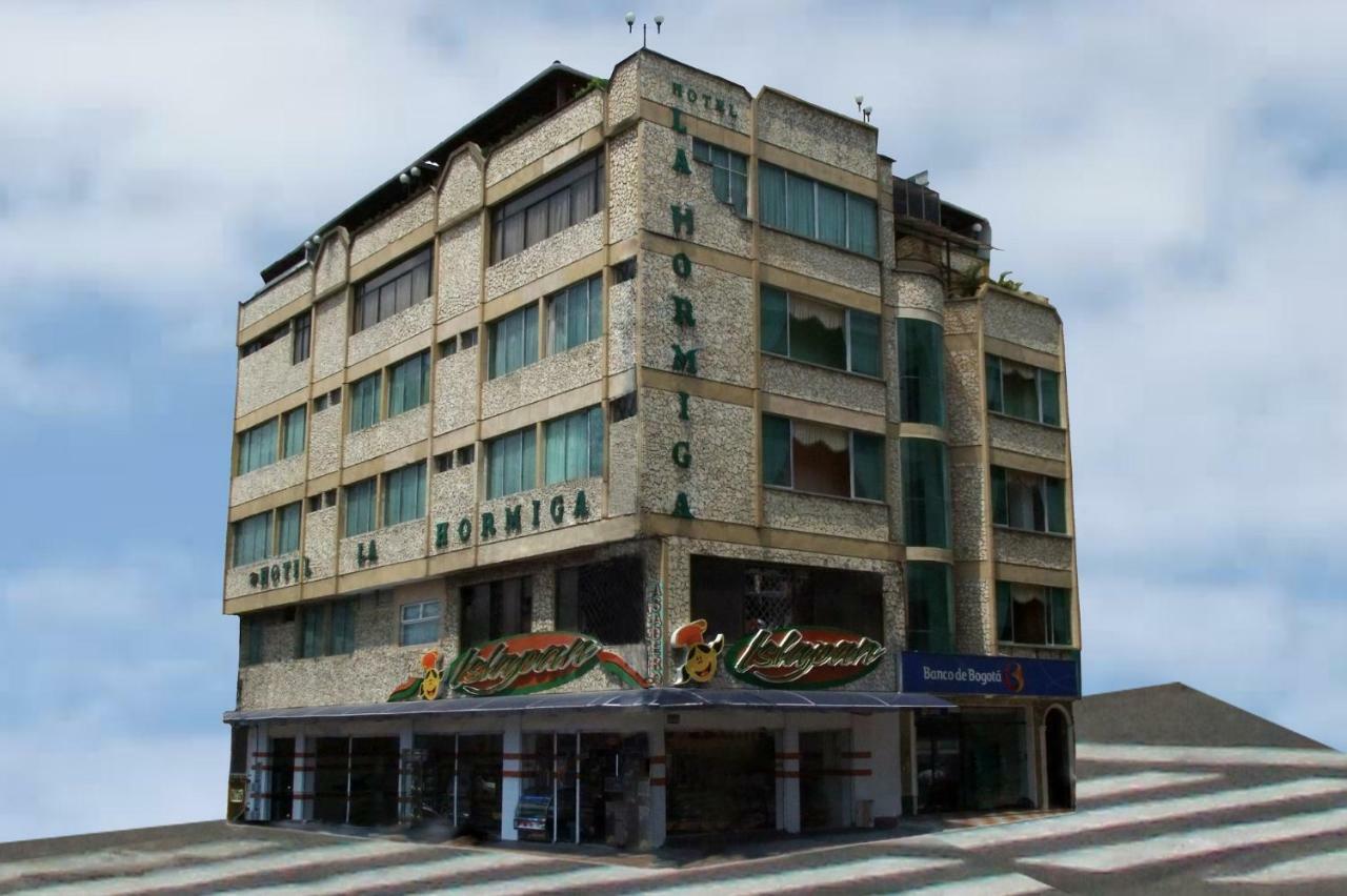 Hotel La Hormiga Bucaramanga Exteriör bild